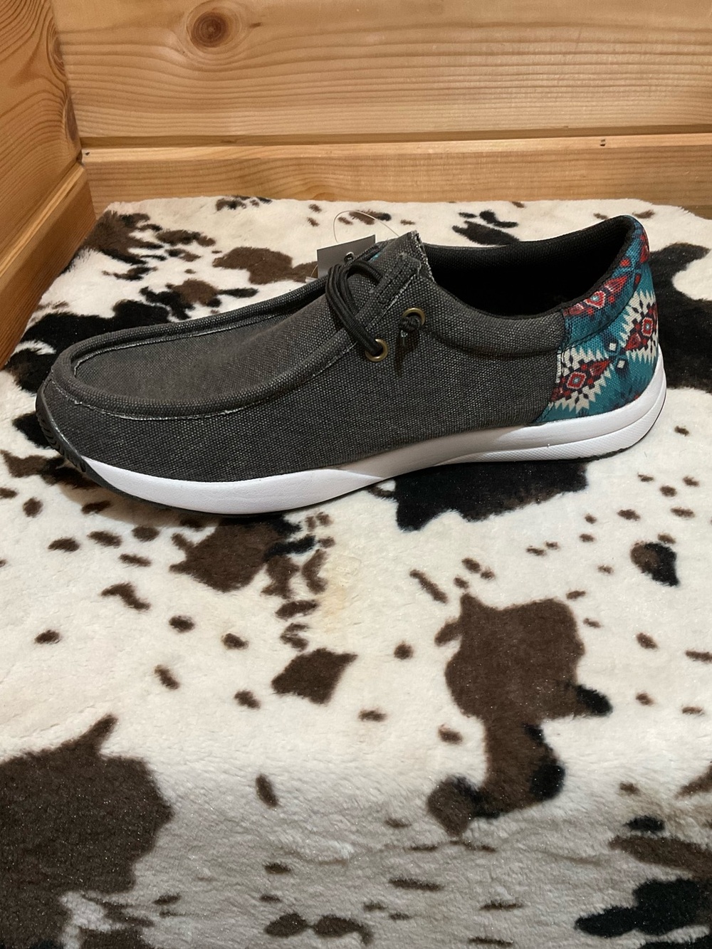 Roper Women’s Gray Canvas Moccasins with Teal and Red Aztec Heel